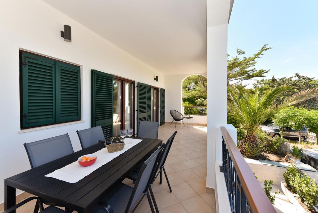 Mediterraneo Garden Apartments Petrčane Exterior foto