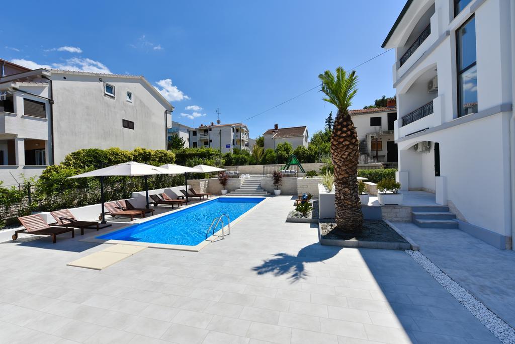 Mediterraneo Garden Apartments Petrčane Exterior foto